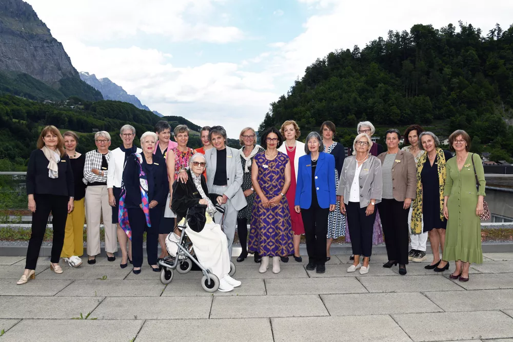 soroptimist-club-glarnerland-25-jahr-jubilaeum_10